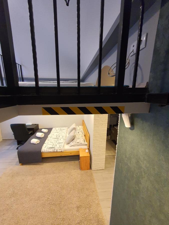 Belvarosi Exkluziv Loft Дебрецен Экстерьер фото